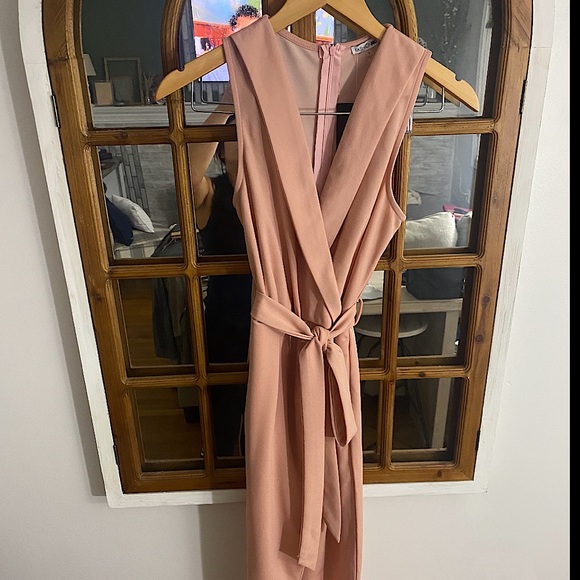 JUMPSUIT❤️ Fashion Nova - Picture 1 of 5